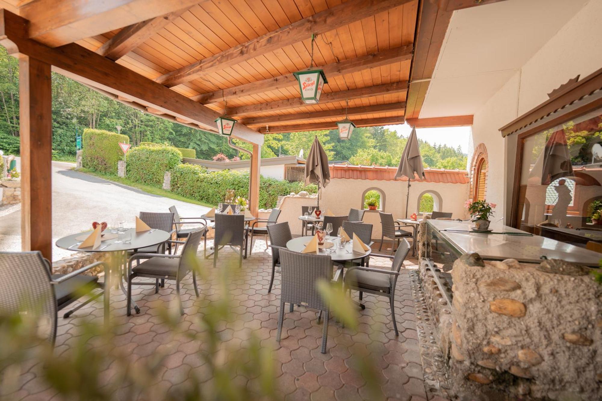 Seegasthof Katschnig Gmbh Unterburg am Klopeiner See Exteriör bild